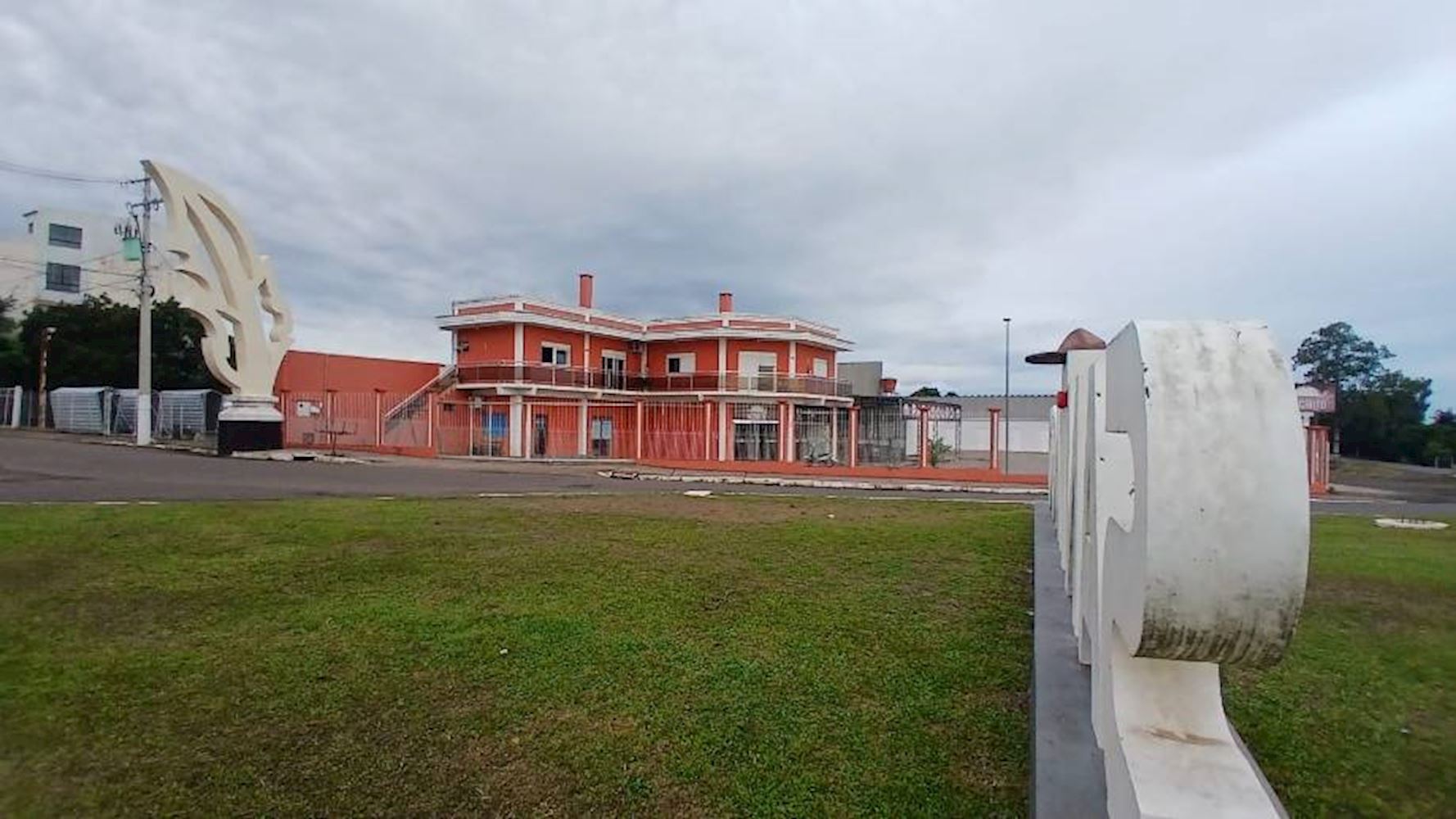 Loja Comercial no "Cond. Água Azul" - Gaspar Dutra - Santiago/RS — foto 2
