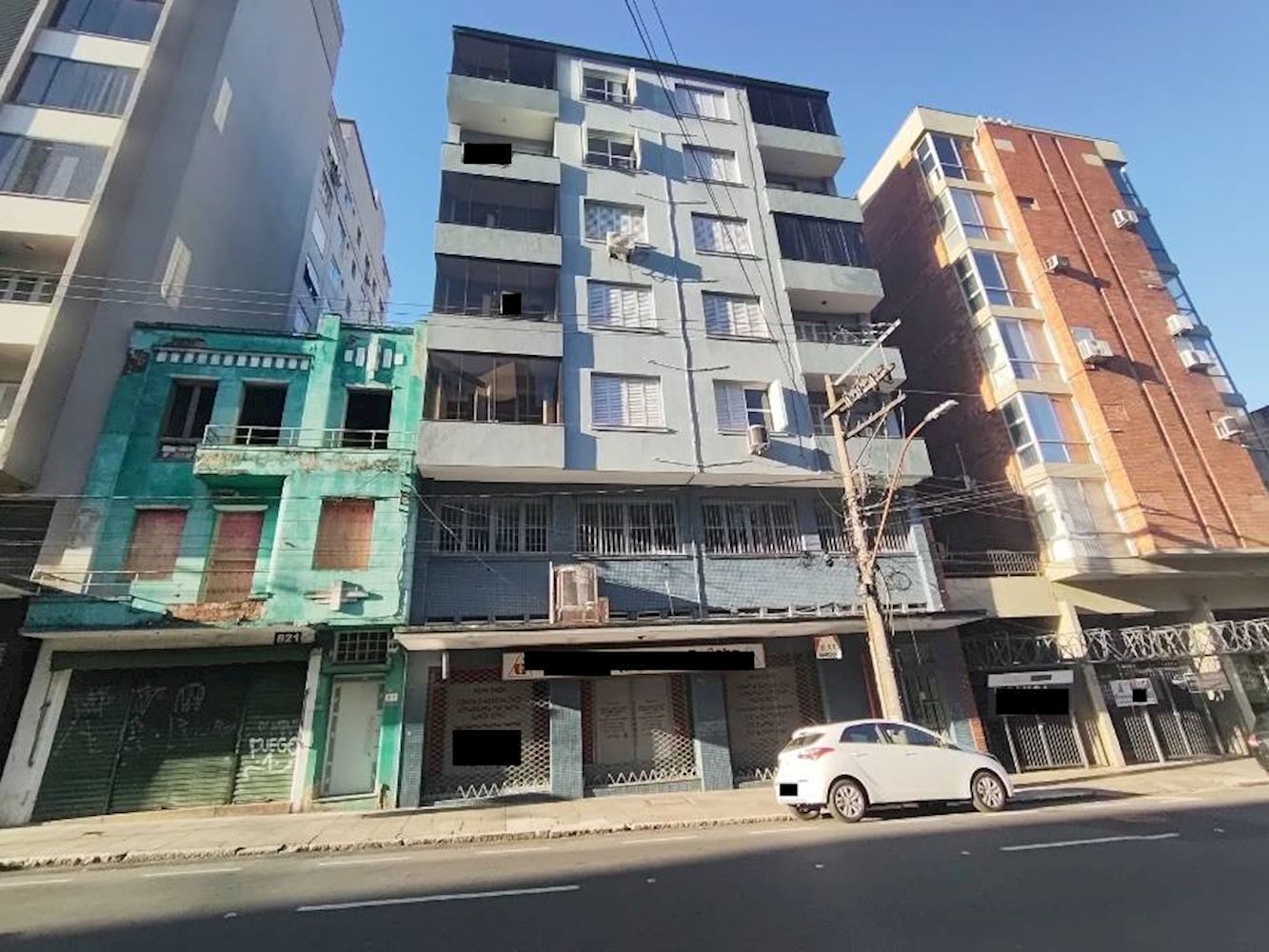 Sala Comercial no "Ed. Estoril" - Independência - Porto Alegre/RS