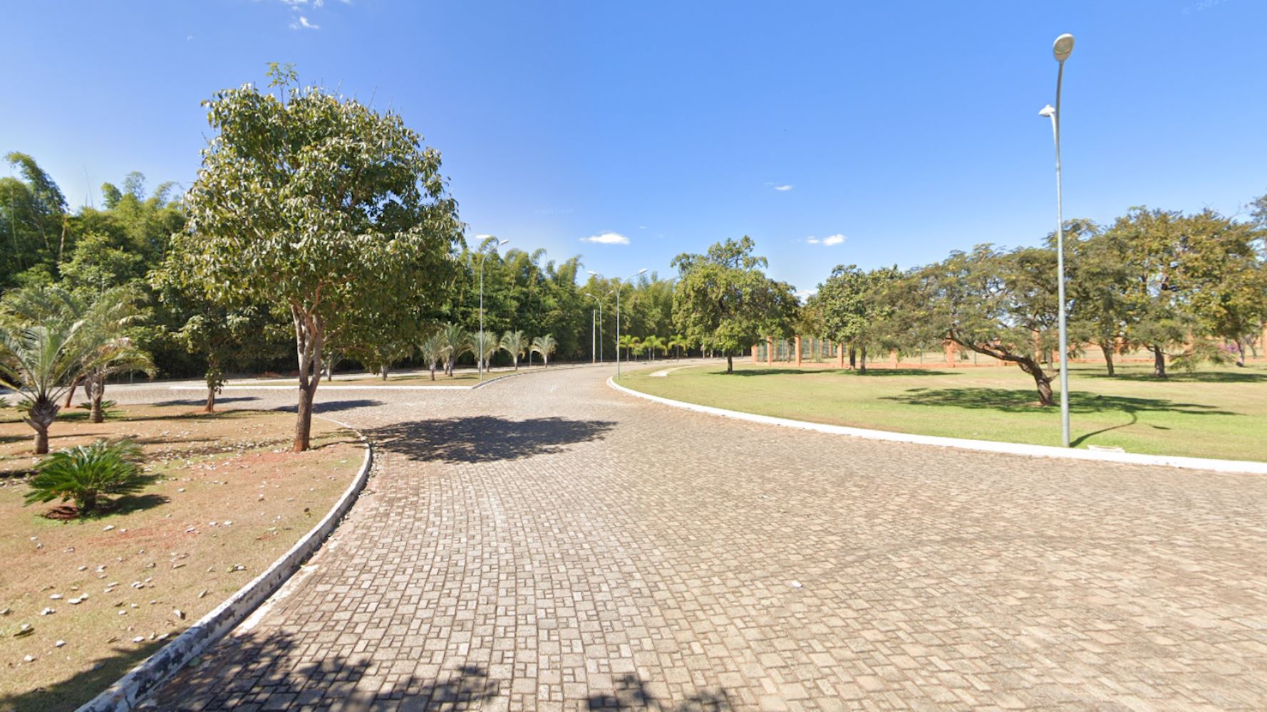 Casa no Residencial Goiânia Golfe Clube - Goiânia/GO — foto 2