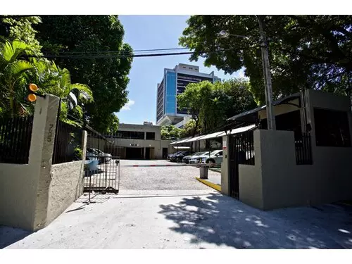 Galpão comercial (80 Vagas) LOCADO em Boa Vista, Recife/PE