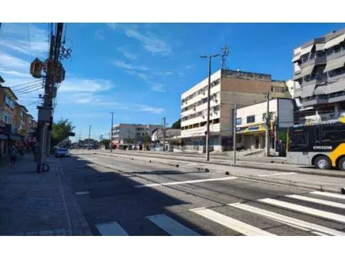 Prédio comercial DESOCUPADO na Penha, Rio de Janeiro RJ — foto 3