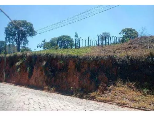 Terreno DESOCUPADO no Jardim das Alterosas, Itajubá MG