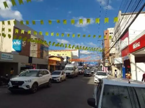 Prédio comercial no Centro, Simões Filho BA — foto 4
