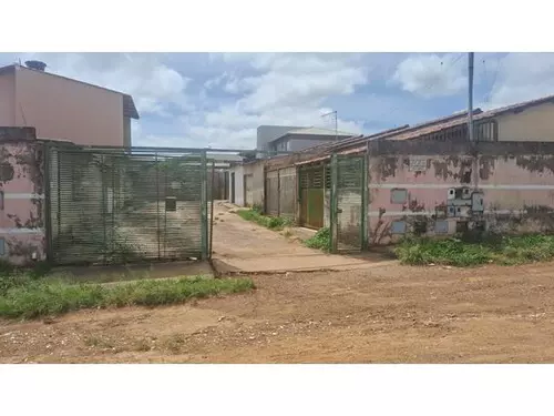 Casa no Parque Esplanada II, Valparaíso de Goiás GO — foto 2