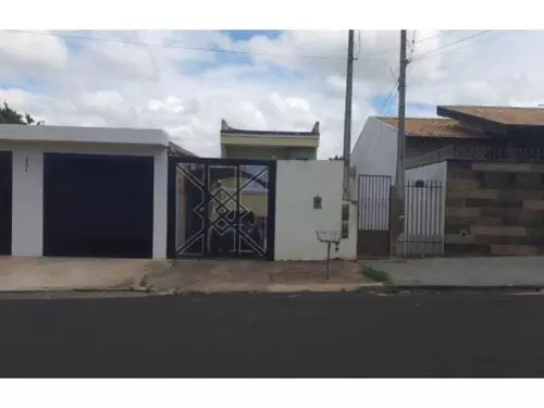 Casa na Vila Ortiz, Pirajuí SP — foto 2