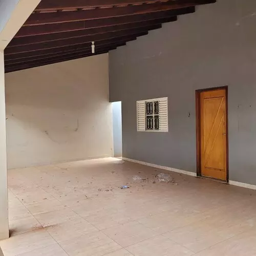 Casa DESOCUPADA no Jardim Caramuru, Chapadão do Sul, MS — foto 2