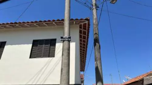 Casa no Centro, Elói Mendes, MG — foto 3