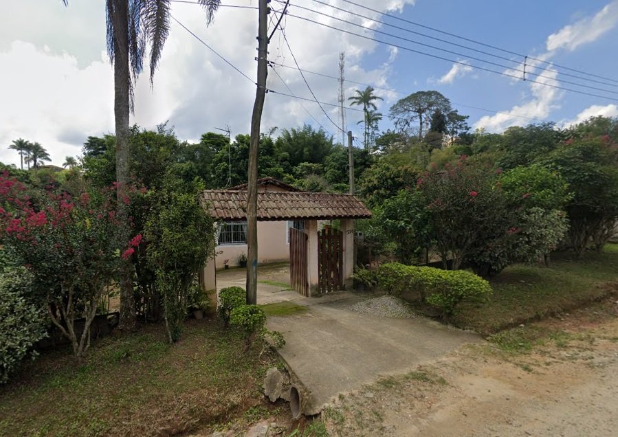 Dois Imóveis Residenciais, 4 dormitórios, Biritiba-Mirim/SP