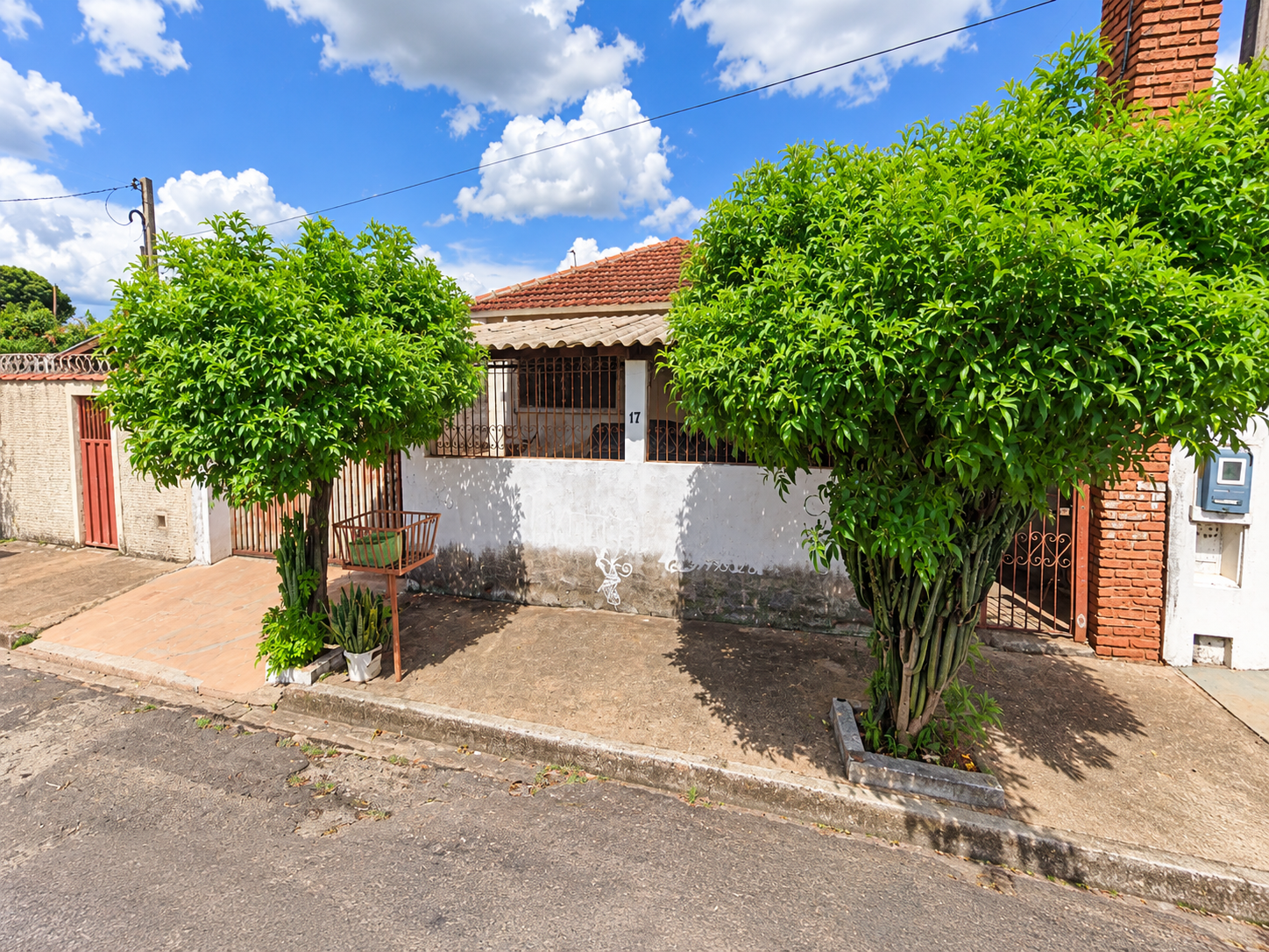 Imóvel Residencial, 3 Quartos, Edícula, Bairro Bela Vista, Américo Brasiliense/SP