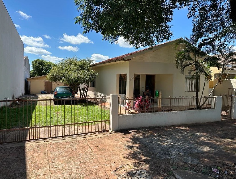 Casa e Galpão, A.T.: 562m², A.C.: 215m², Tapejara/PR — foto 2