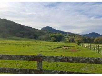 Chácara - 05,20,03ha - Distrito de Camobi - São José — foto 2