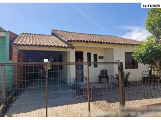 Casa - 70,20m² – Terreno - 300m² - B. Roberto Cardoso