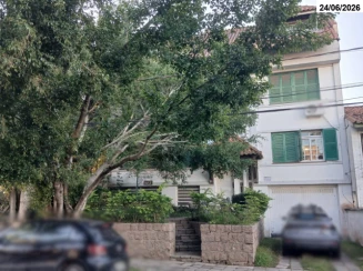 Casa - 455,86m² - Terreno - 396,00m²- B. Três Figueiras — foto 2