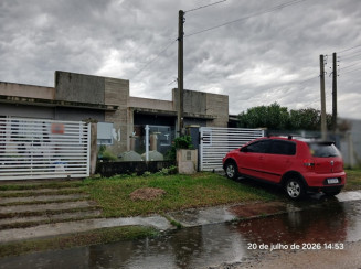 2 Casas - Terreno c/ 201m² - Praia de Imbé — foto 2