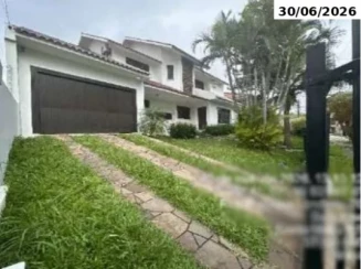 Sobrado - 327,20m² - Terreno - 588,00m² - B. São José — foto 2