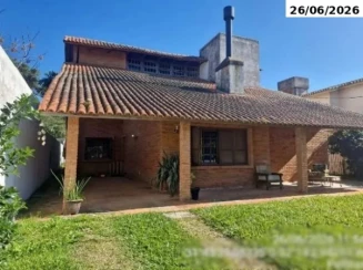 Casa - 214,63m² - R. Canoas - 901 - Praia do Laranjal — foto 2
