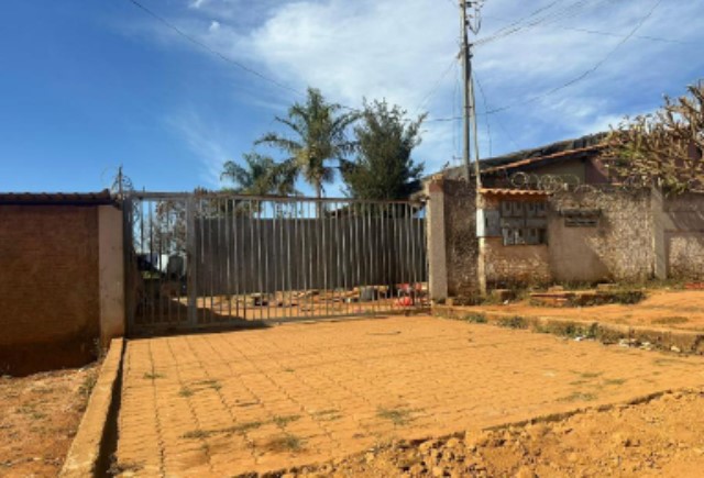 Casa em Luziânia/GO (ID100932) — foto 2