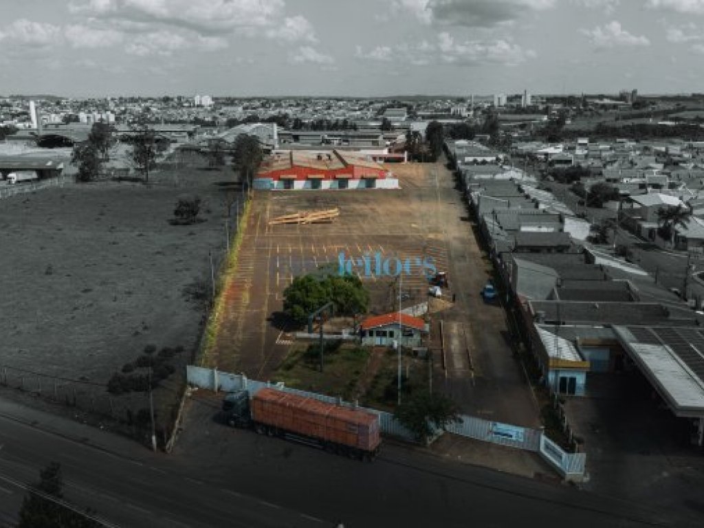 Falência de Rontan: Complexo Industrial - Áreas - Máquinas e Equipamentos - Veículos - Outros bens — foto 5