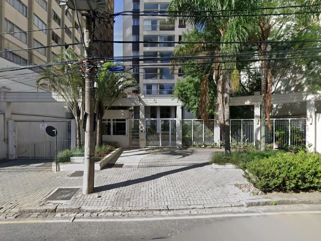 Direitos sobre Apartamento 70 m² (02 vagas) - Centro - Curitiba - PR — foto 2