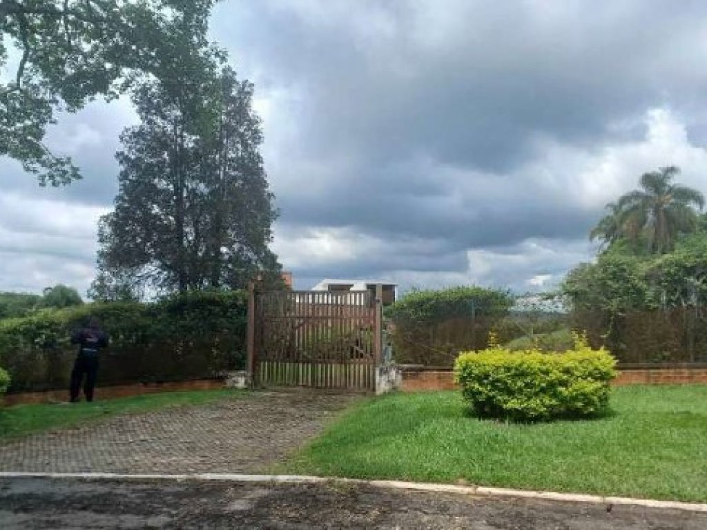 Chácara (com Casa e Lazer) em Área de 15.853 m² - Patrimônio do Carmo - São Roque - SP - Leilão de Direitos — foto 3