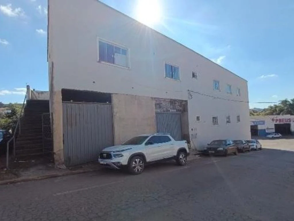 Prédio Comercial 916 m² - Elói Mendes-MG - Rua Três Pontas, 657 - Centro — foto 2