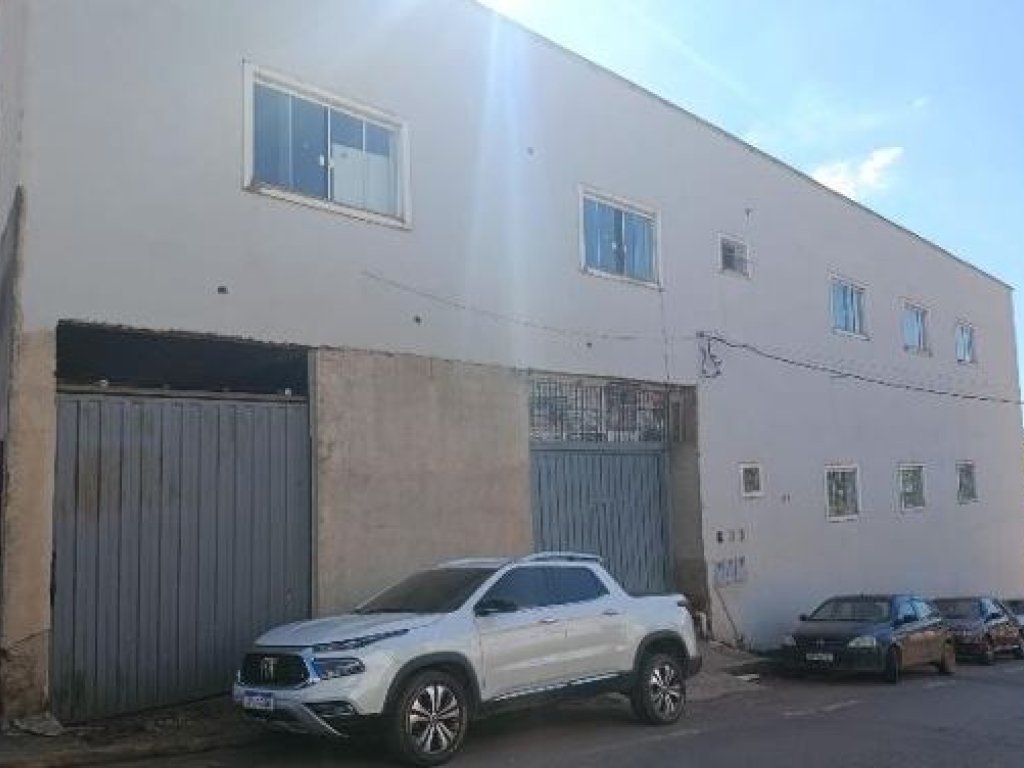 Prédio Comercial 916 m² - Elói Mendes-MG - Rua Três Pontas, 657 - Centro — foto 3