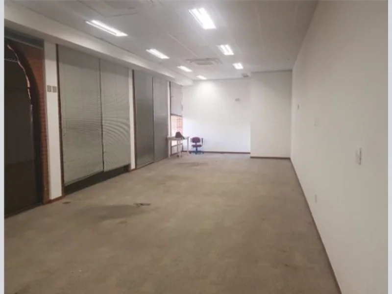 Prédio - Joinville - SC — foto 5