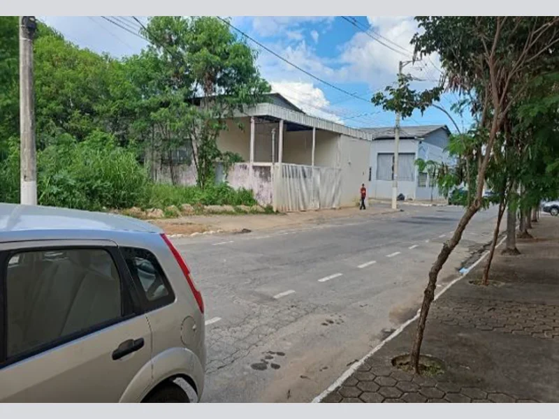 Terreno - Nova Serrana - MG