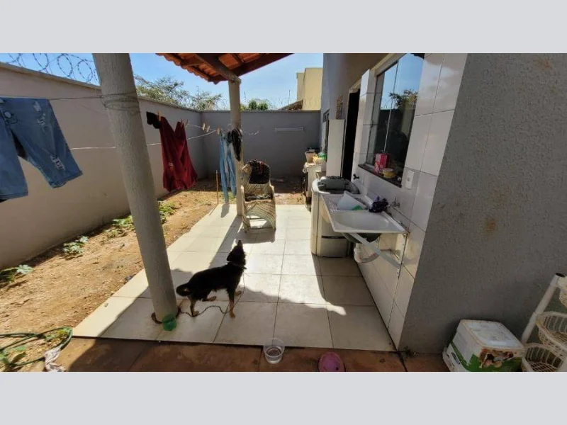 Casa - Goiânia - GO — foto 3