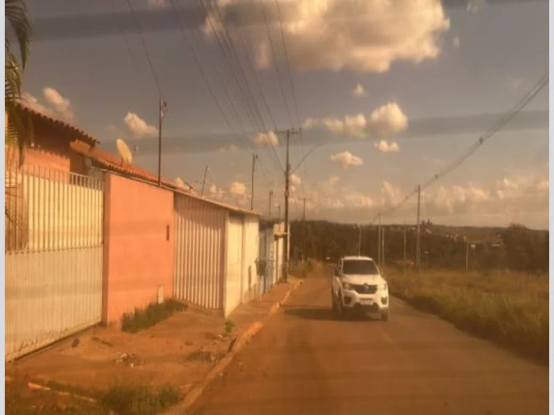 Casa - Valparaíso de Goiás - GO — foto 5