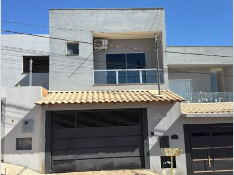 Casa - Nova Serrana - MG — foto 2