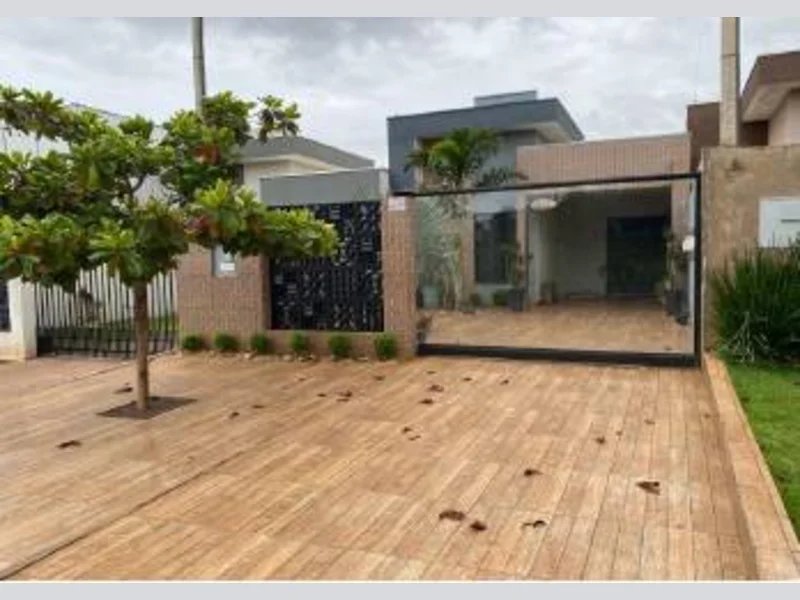 Casa - Assis Chateaubriand - PR — foto 5