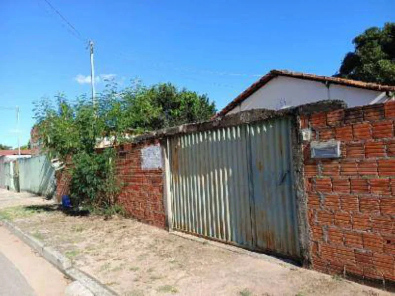Casa - Urucuia - MG — foto 2