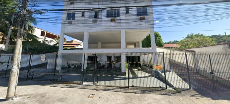 Ap 201, BL 01, R Gastão Tavei — foto 3
