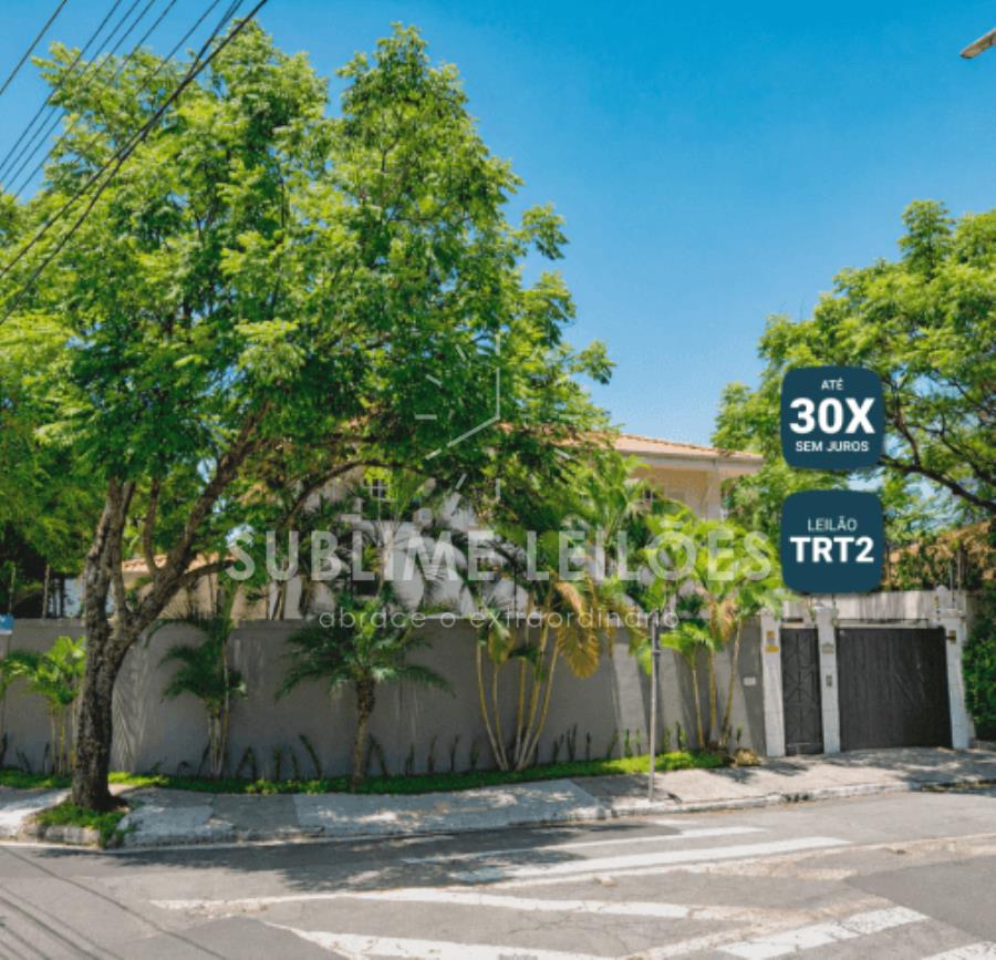 Terreno de 493m² | Constr. de 324m² Casa na Vila Madalena