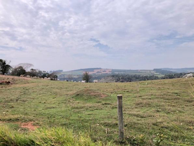 Imóvel Rural com Área de 9 Alqueires - Timburi/SP