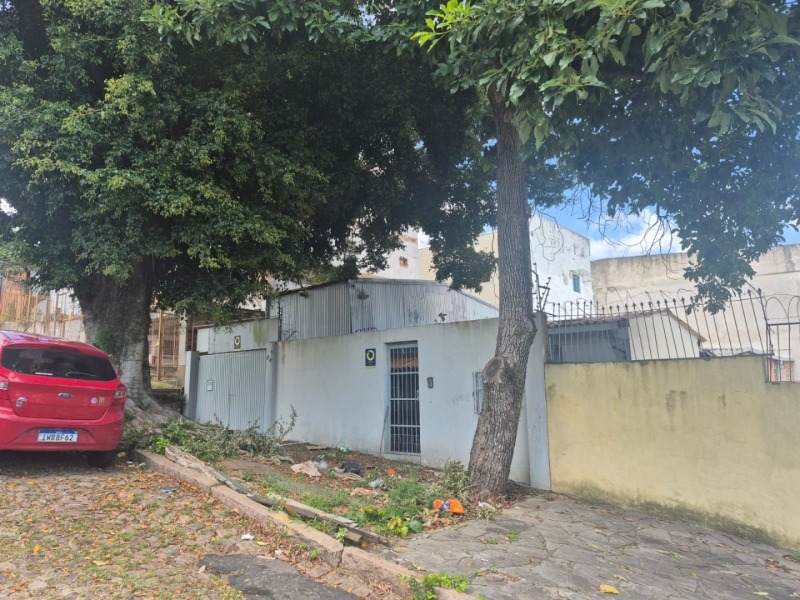 Lote 001 Casa (Desocupada) no Bairro Medianeira — foto 5