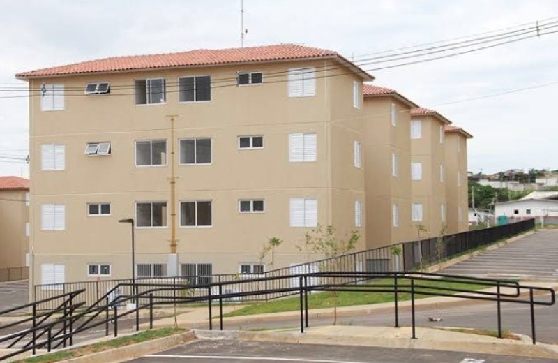 LOTE 001 Direitos sobre Apto de 48,24m2 e uso de vaga de Garagem - Conj. Habitacional Novo Estrela I