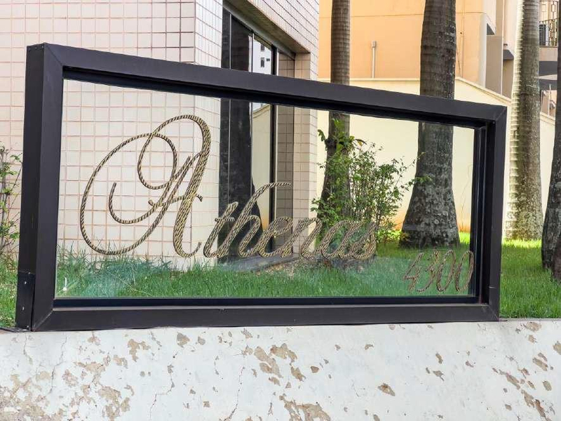 Apartamento nº 41 do Edifício Athenas com área privativa de 215,34m² e área total de 332,50m² com duas vagas de garagem nº 04 e 05. Localizado na Rua Coronel Espíndola de Castro,4300, Vila Imperial, São José do Rio Preto/SP. — foto 2