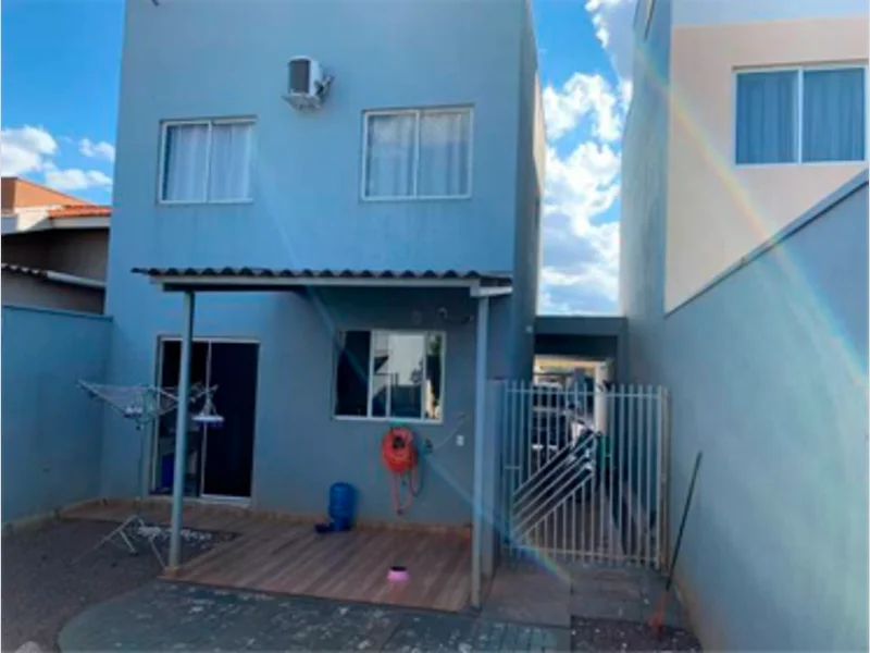 Casa - Assis Chateaubriand - PR — foto 4