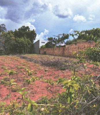 Imóvel Urbano com Área Total de 300 M², em Vianópolis-go — foto 2