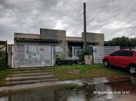2 Casas - Terreno c/ 201m² - Praia de Imbé