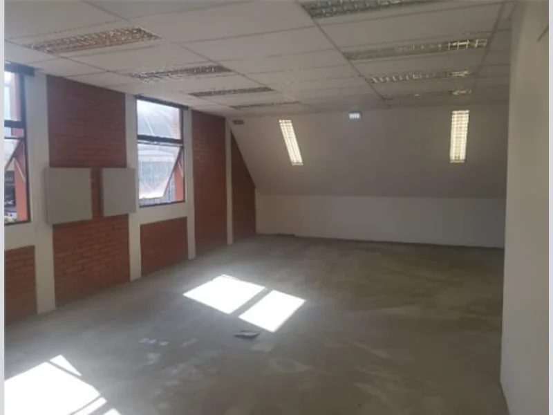 Prédio - Joinville - SC — foto 2
