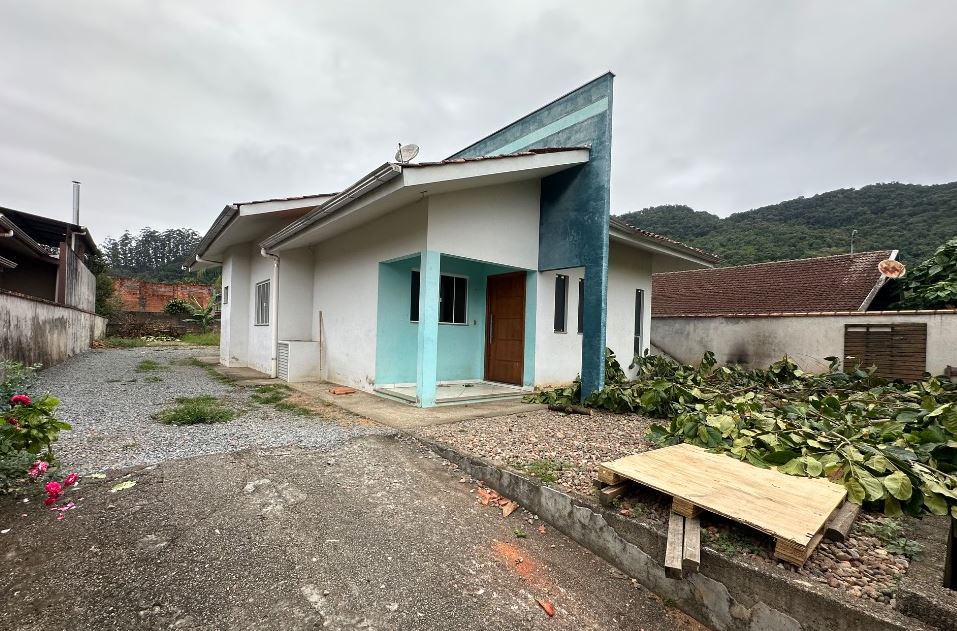 Casa Rua Ervino Emilio Moreira, Nº77, Bairro Seminário, Em Corupá/SC — foto 3