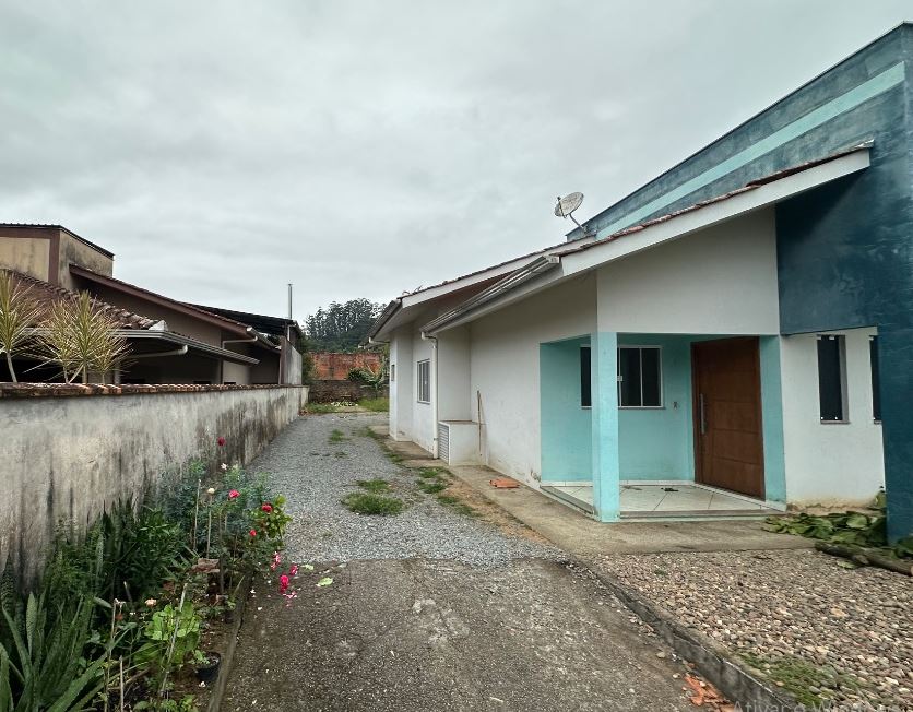Casa Rua Ervino Emilio Moreira, Nº77, Bairro Seminário, Em Corupá/SC — foto 4
