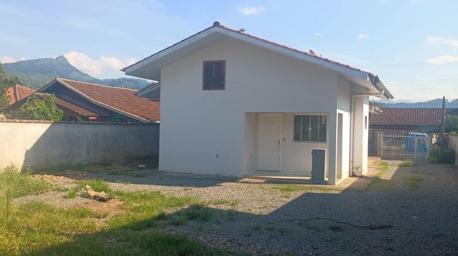 Casa Rua Ervino Emilio Moreira, Nº77, Bairro Seminário, Em Corupá/SC — foto 5