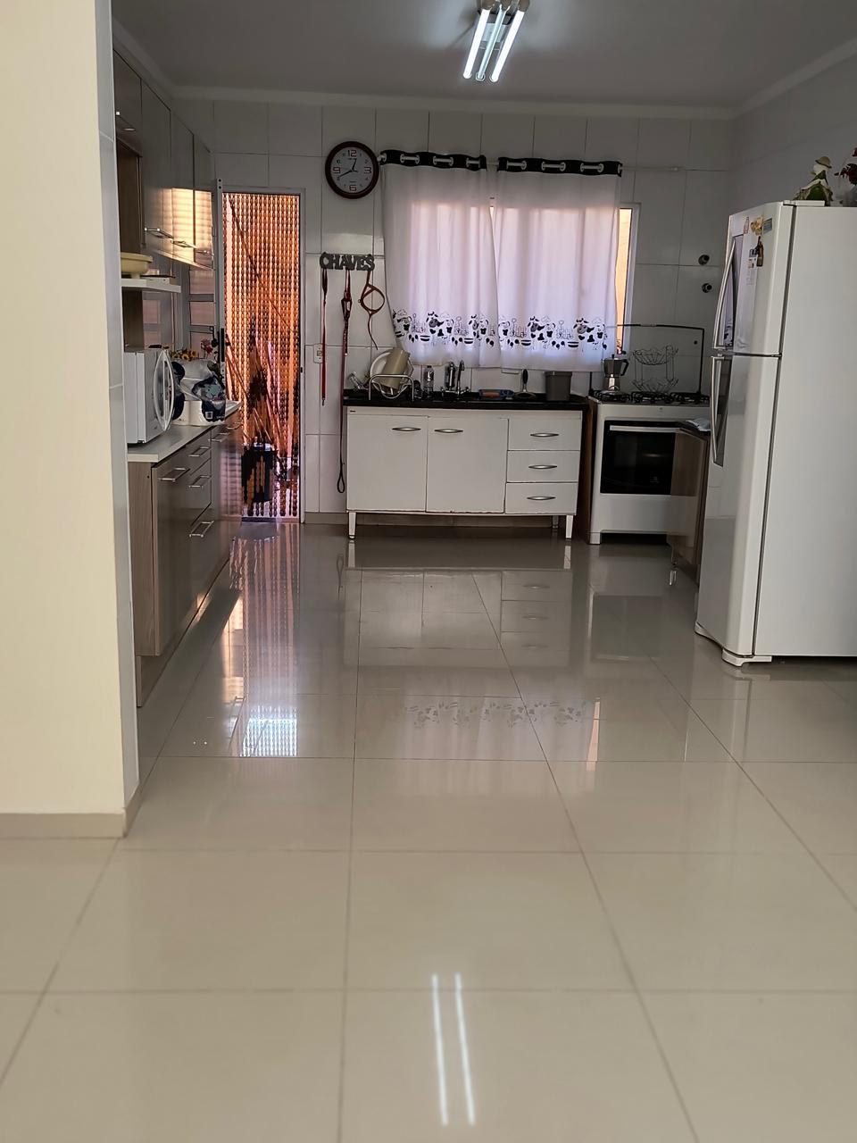 Sobrado Desocupado 134m² | Vila Carrão/SP | Terreno 120m²: Excelente Oportunidade Residencial ou Investimento c/ Lance Inicial de R$ 600 Mil! — foto 4