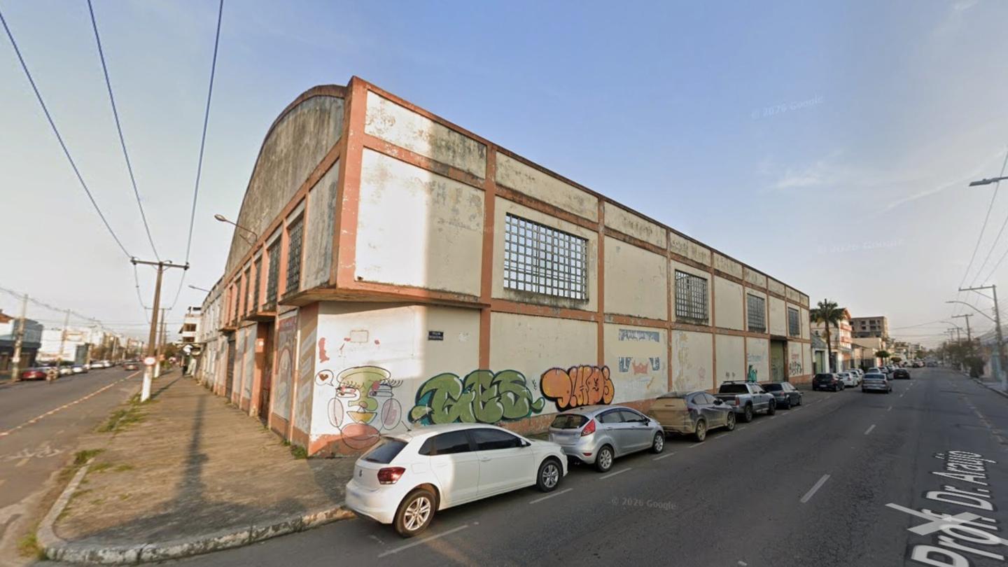 Galpão, A.T.: 2.679m², Centro, Pelotas/RS — foto 2