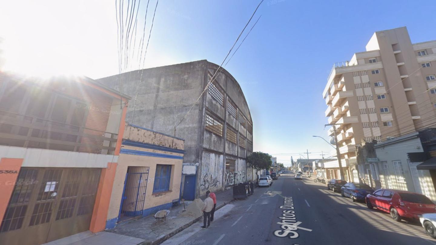 Galpão, A.T.: 1.007m², Centro, Pelotas/RS — foto 2