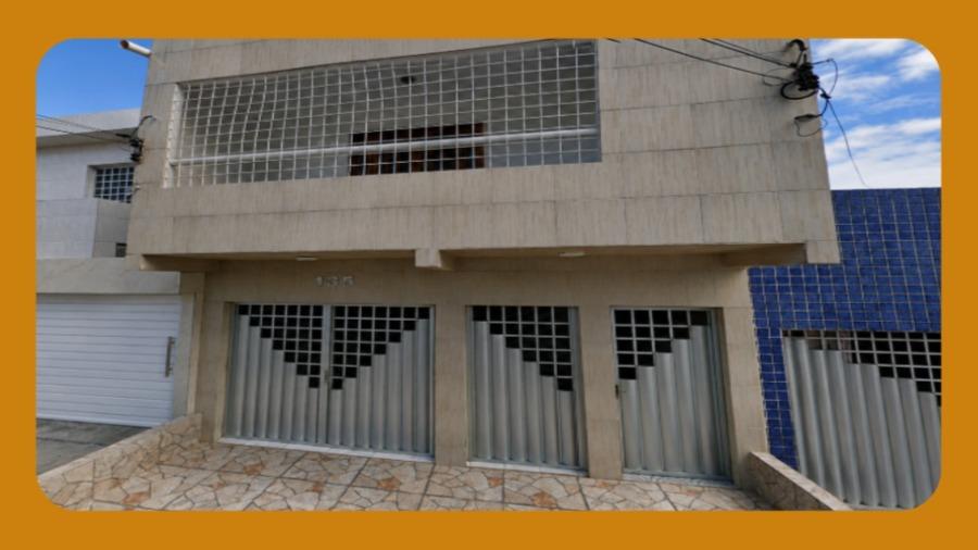 Prédio Residencial na Rua Félix Paiva, Nº 135, São Cristovão, Arcoverde/pe. Constituido de Térreo e Primeiro Andar (Unidades Independentes). __